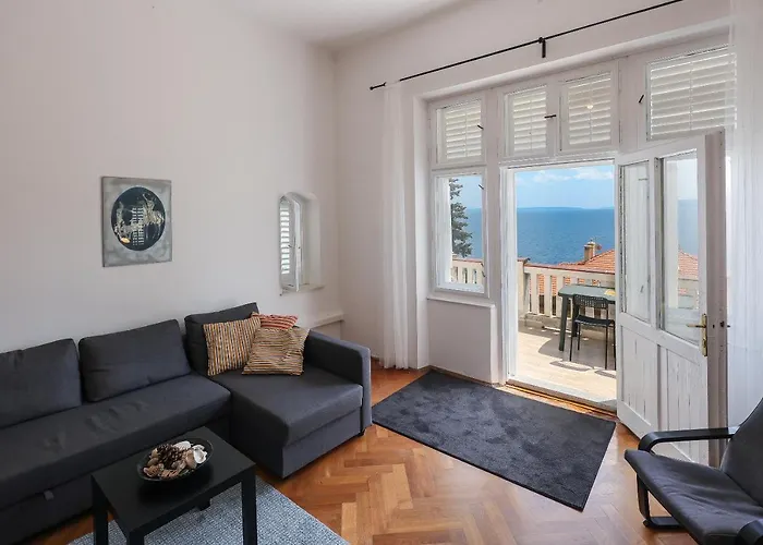 Splendid View Apartment *