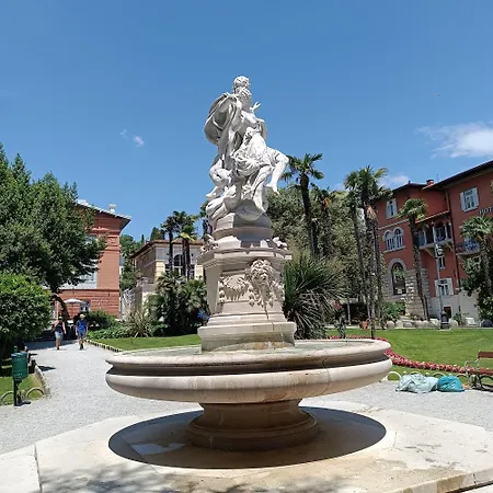 Апартаменты Splendid View *